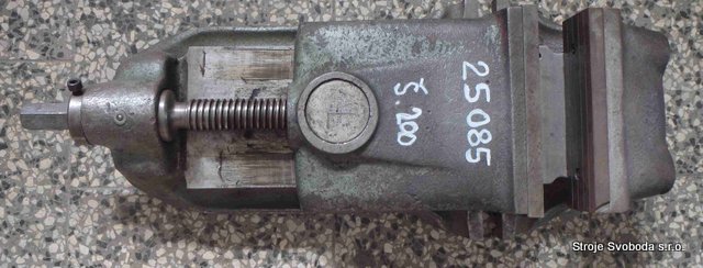 Svěrák strojní š. 200 mm (25085 (1).JPG)